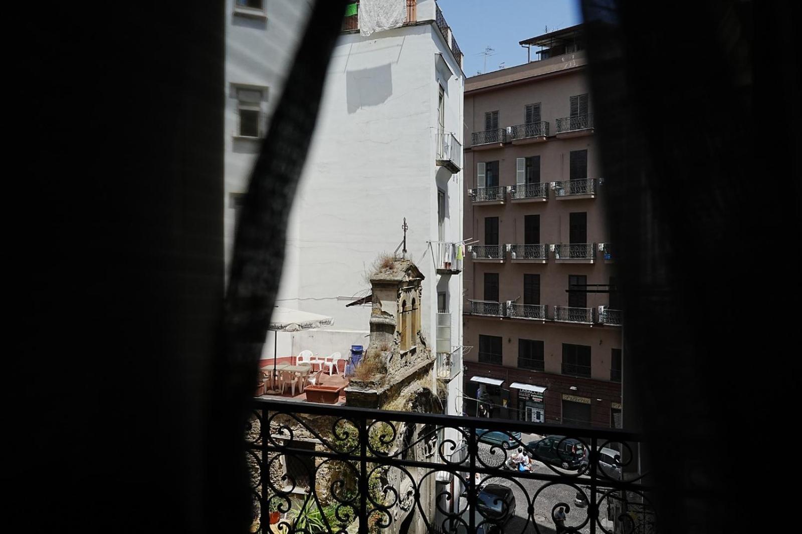 Just Like Home, Naples